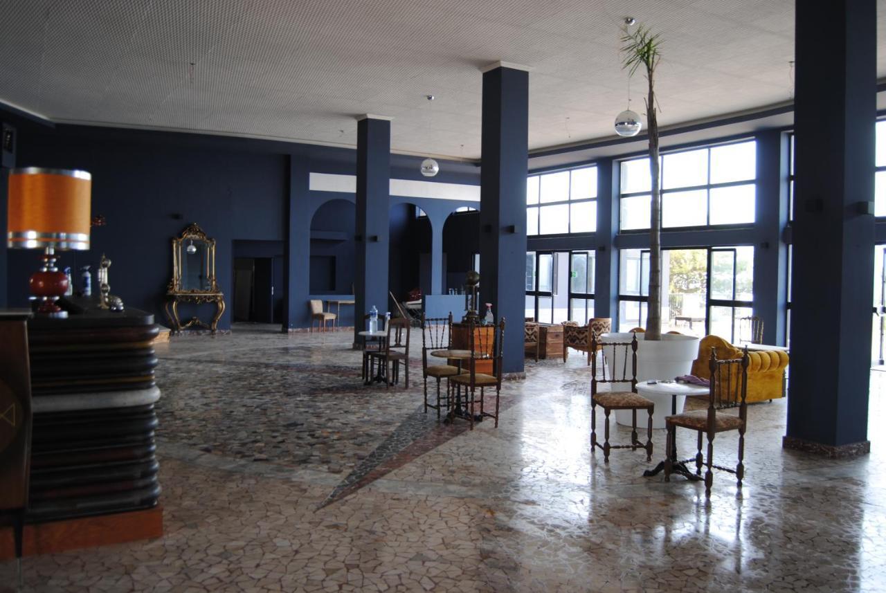 Sbarcatore Dei Turchi Hotel บรูโกลี ภายนอก รูปภาพ