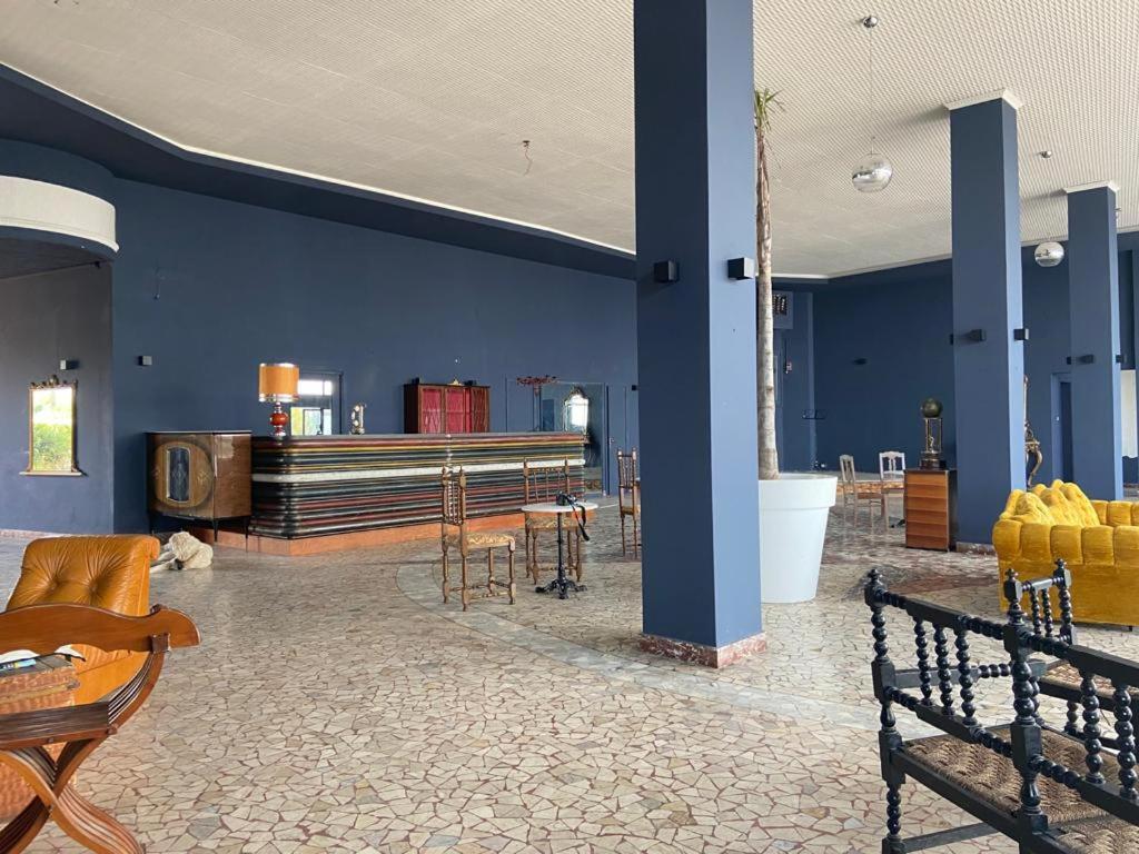 Sbarcatore Dei Turchi Hotel บรูโกลี ภายนอก รูปภาพ