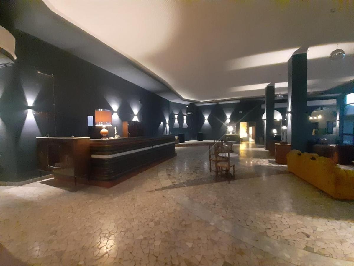 Sbarcatore Dei Turchi Hotel บรูโกลี ภายนอก รูปภาพ